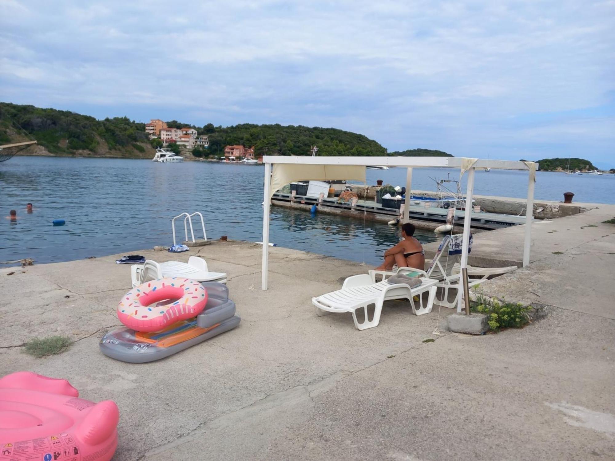 Guest House Green Corner Supetarska Draga Exterior foto