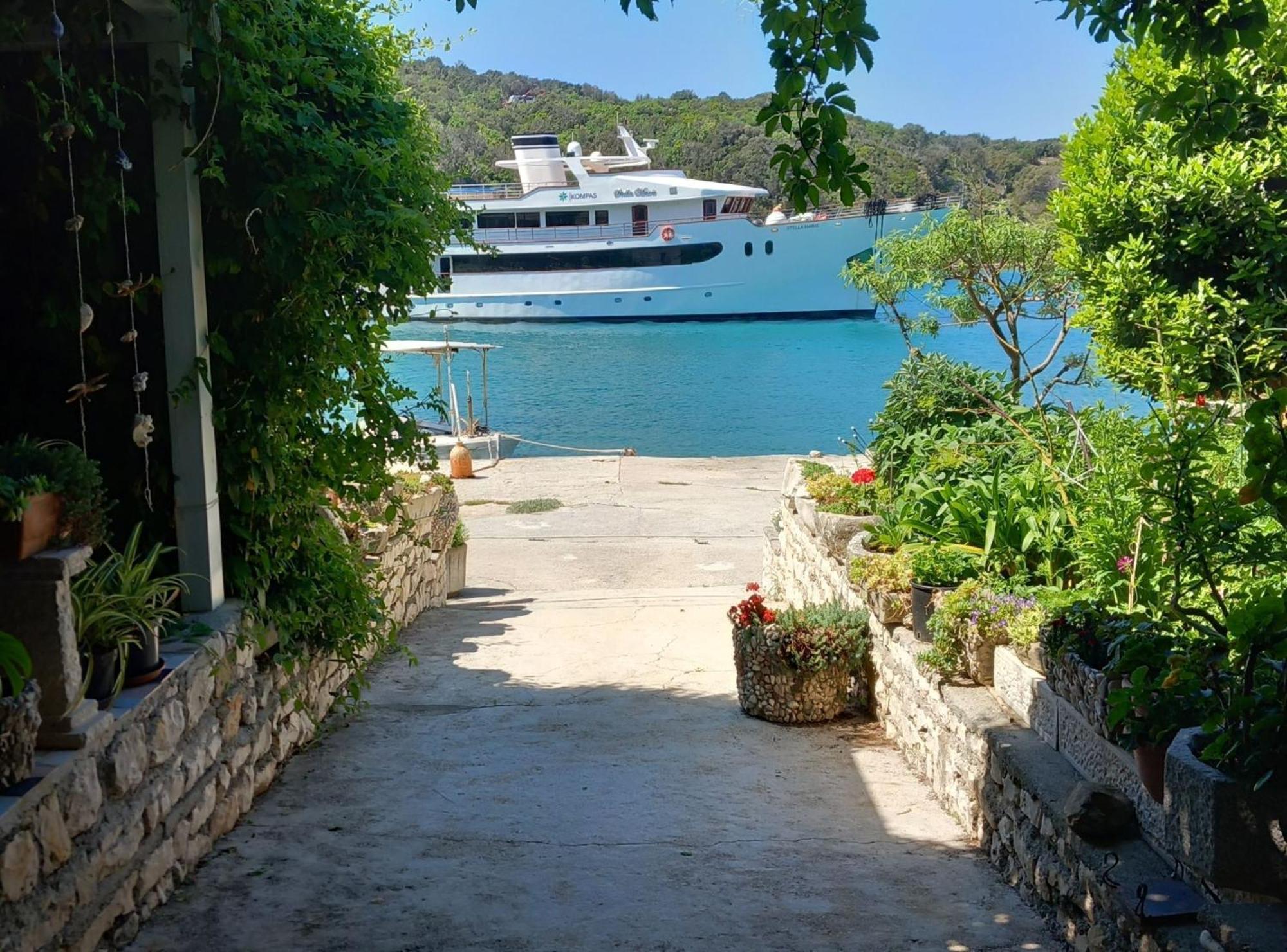 Guest House Green Corner Supetarska Draga Exterior foto