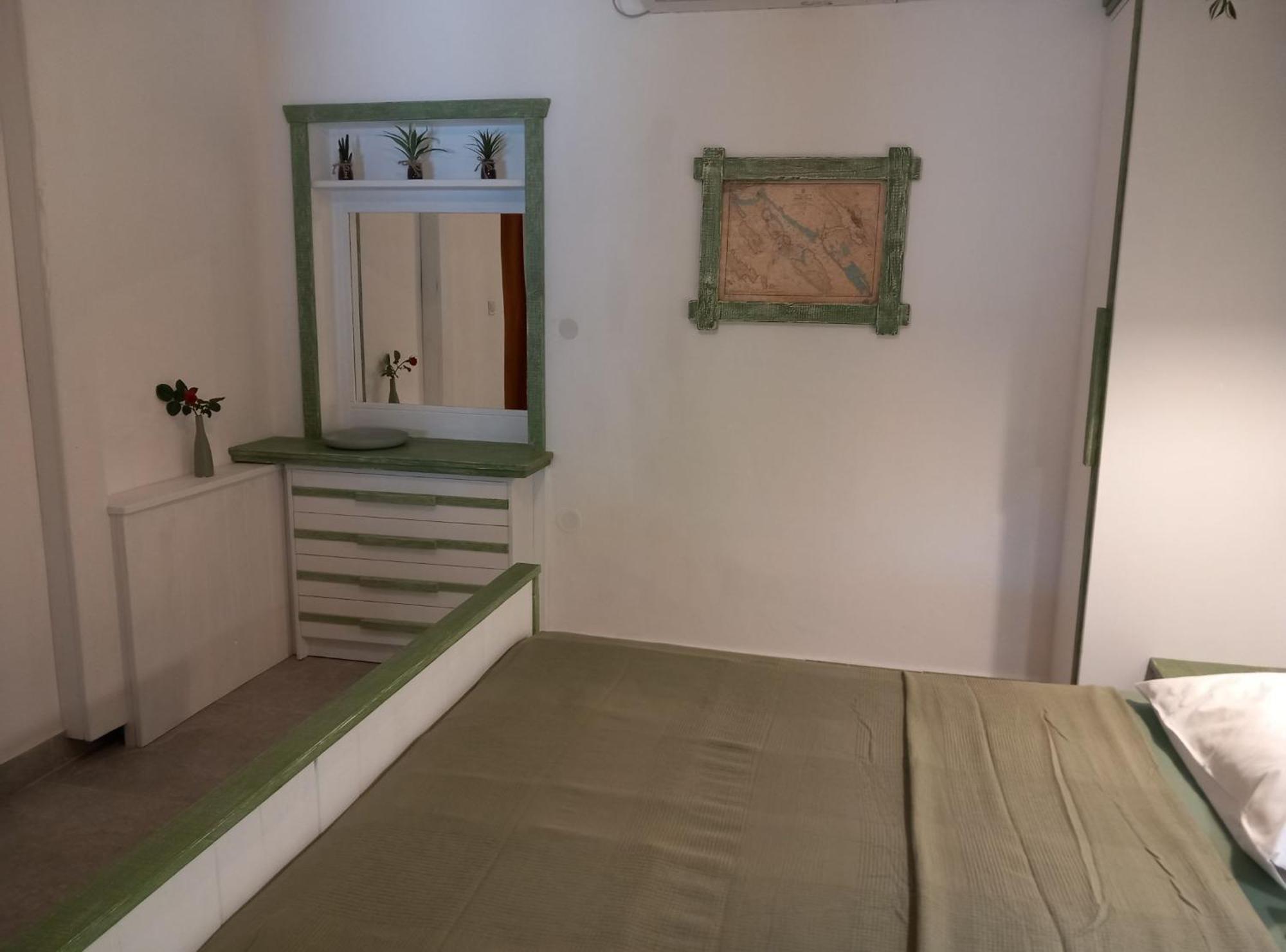 Guest House Green Corner Supetarska Draga Exterior foto
